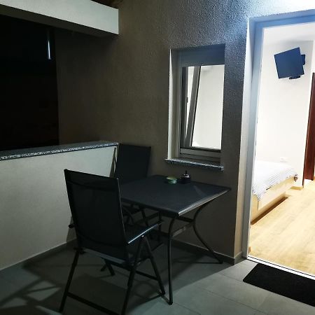 扎顿Studio Apartman Rosa公寓 外观 照片