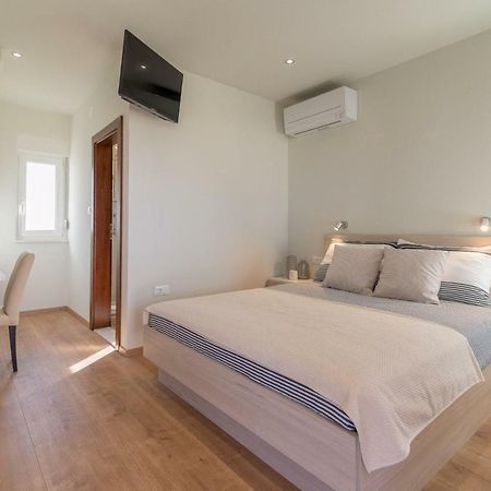 扎顿Studio Apartman Rosa公寓 外观 照片
